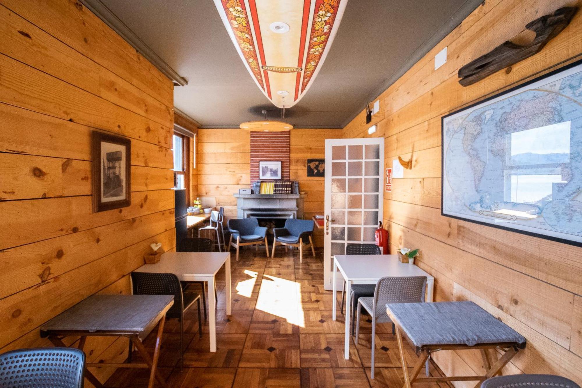 Carving Surf Hostel San Esteban de Pravia 외부 사진